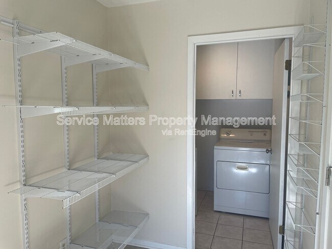 Building Photo - 6341 Dunlieth Pl