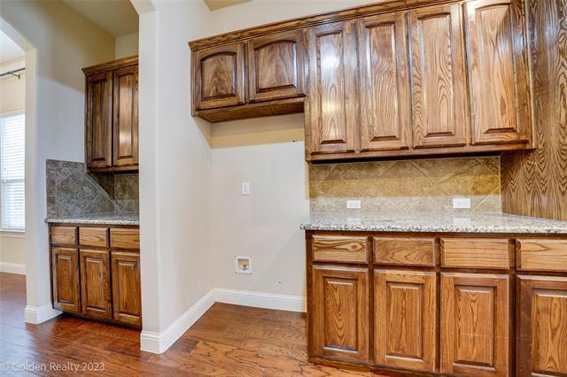 Building Photo - 10125 Waterstone Way