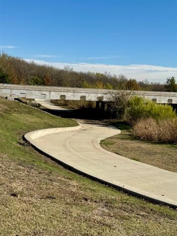 Building Photo - 6718 Hillgreen Dr