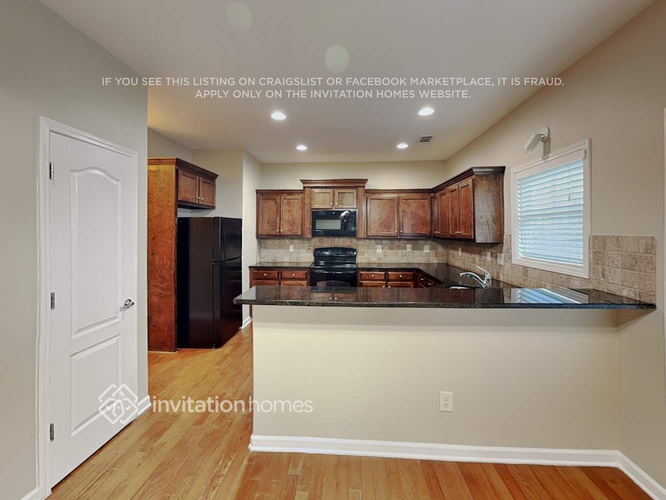 Building Photo - 3667 Vine Springs Ter