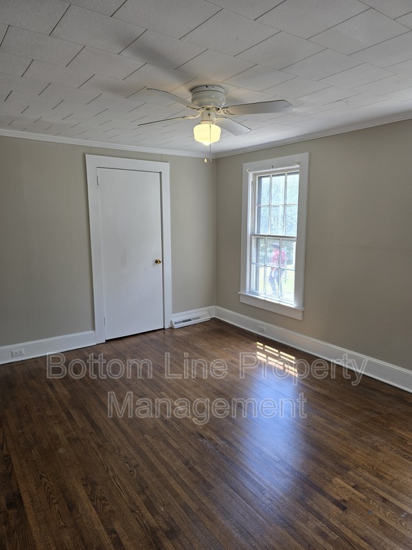 Building Photo - 184 Cabarrus Ave E