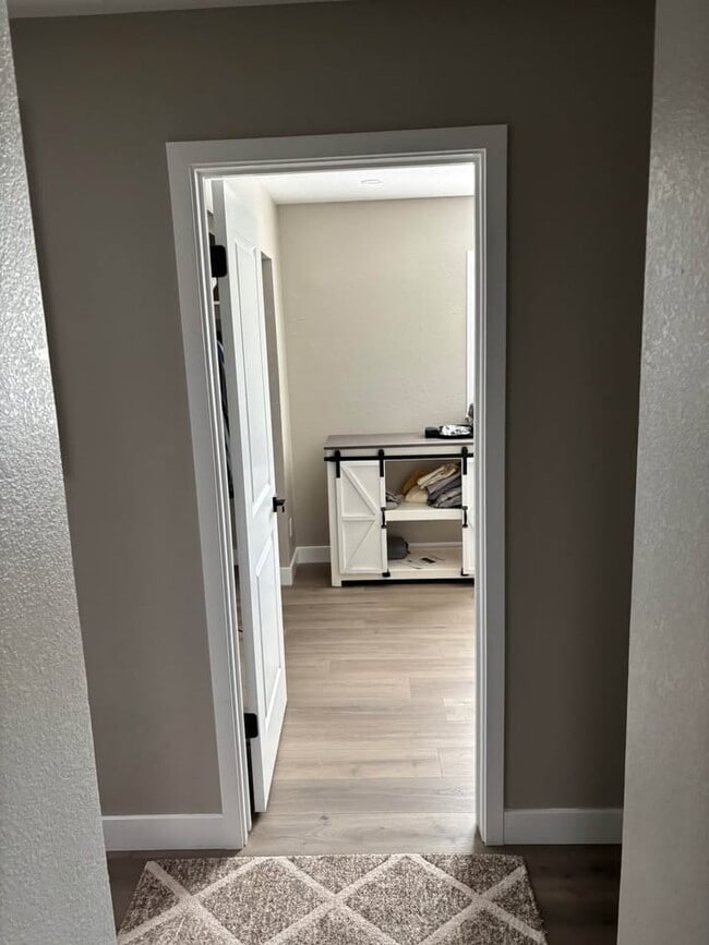 Building Photo - 4418 Olive Ave