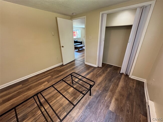 Building Photo - 21 S Skaneateles St