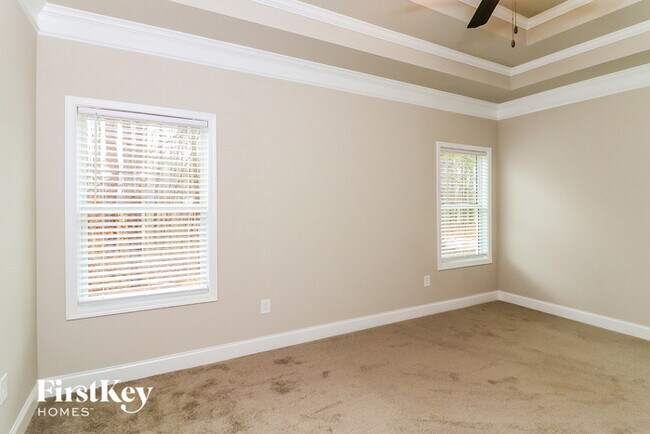 Building Photo - 145 Cranbrooke Dr