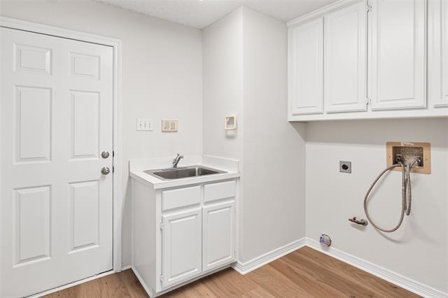 Building Photo - 2558 Morning Glory Dr