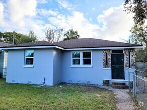 Building Photo - Perfect 3-Bedroom 1-Bath Rental Home North...