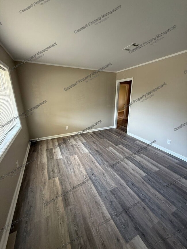 Building Photo - 4293 Ayers Rd
