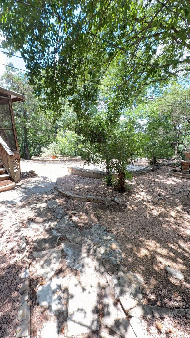 Building Photo - 9106 Rockcrest Cir