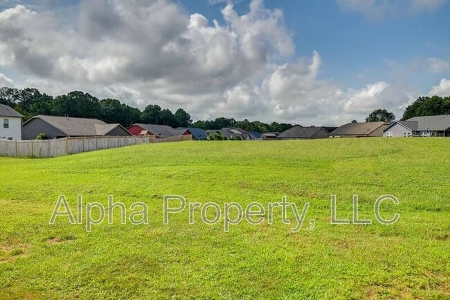 Building Photo - 9 Peggy Ct