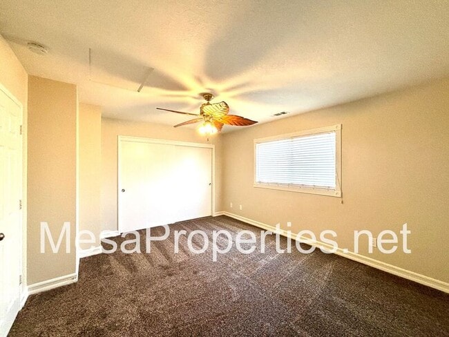 Building Photo - 18119 Pier Dr