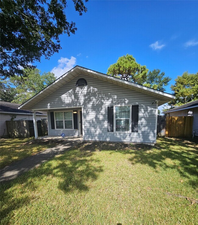 Building Photo - 11811 Greenmesa Dr