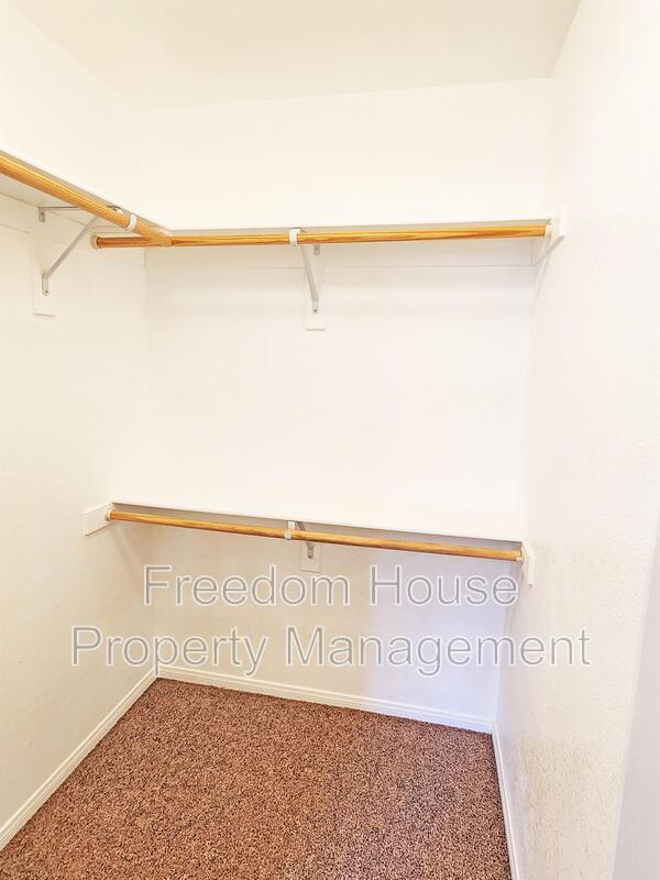 Building Photo - 1770 Pershing Ave