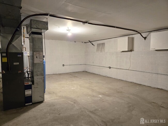 Building Photo - 49 Alexandria Way