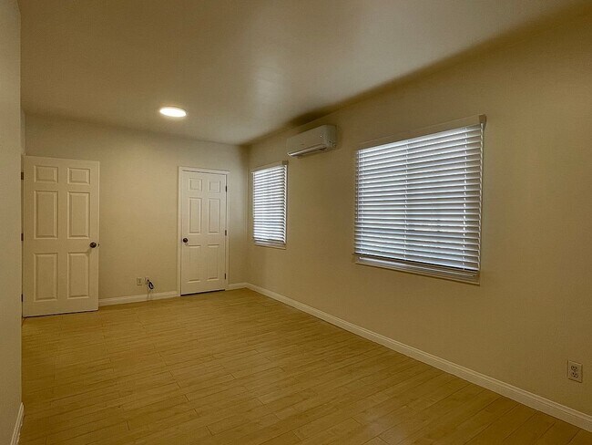 Building Photo - 8449 Grand Ave