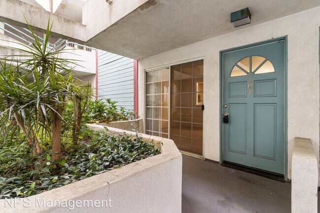 Building Photo - 1 br, 1 bath Apartment - 3485 Linden Ave 3...