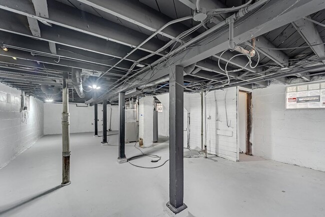 Building Photo - 3527 N 14th St