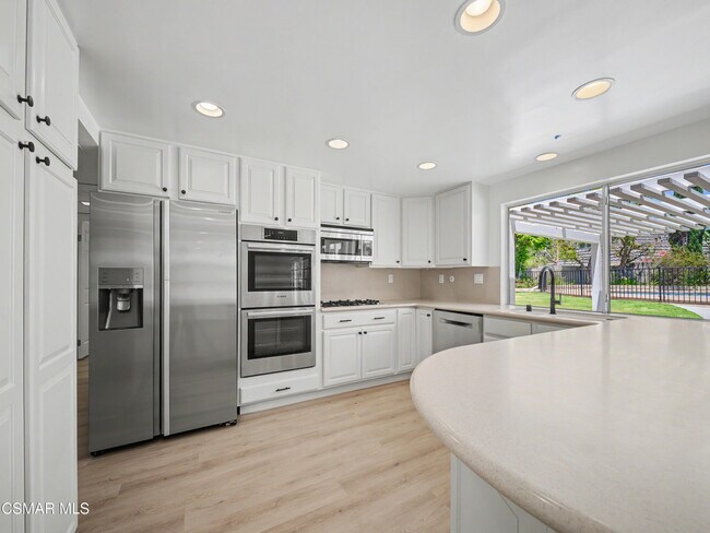Building Photo - 22777 Brenford St