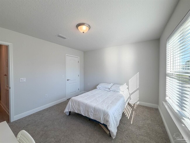Building Photo - 392 Hilburn Ln