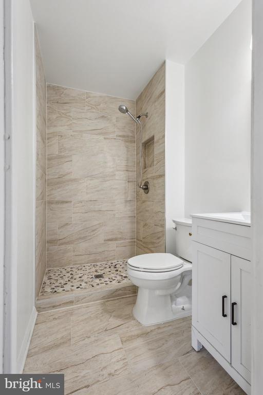 Building Photo - 9490 Mooregate Ct