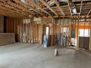 Building Photo - 169 Ruth Miller Dr