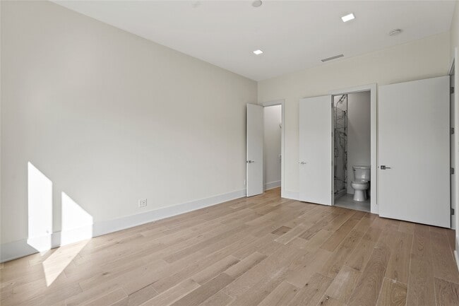 Building Photo - 4903 Braesvalley Dr