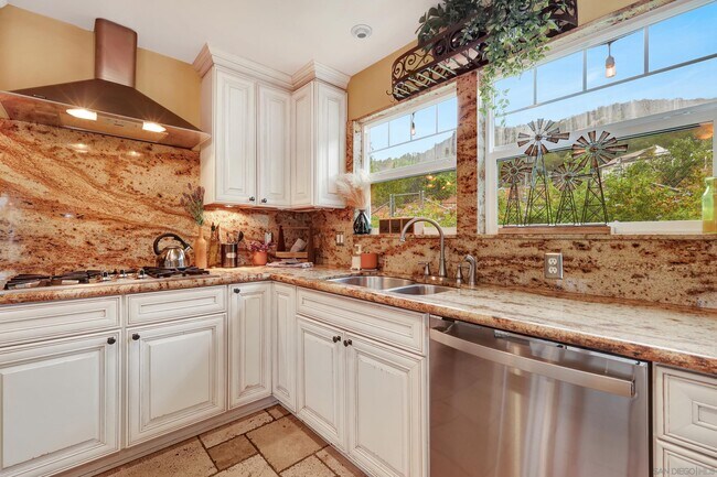 Building Photo - 12108 Lilac Heights Ct