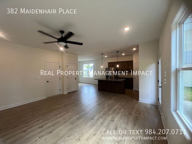 Building Photo - 382 Maidenhair Pl