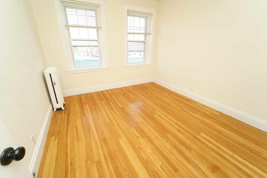 Building Photo - 317 Allston St