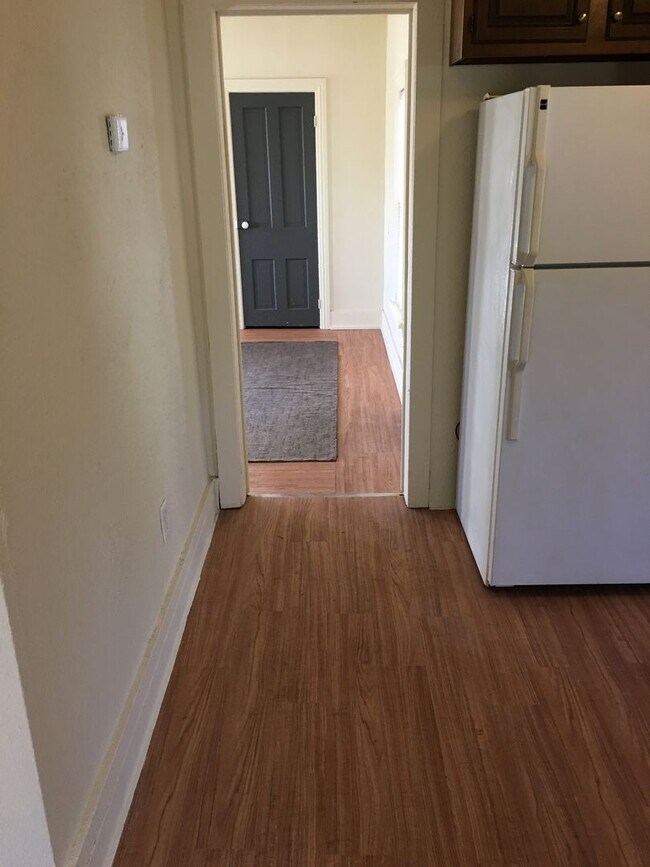 Building Photo - 1051 Liberty St