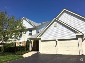 Building Photo - 45 Amber Ct