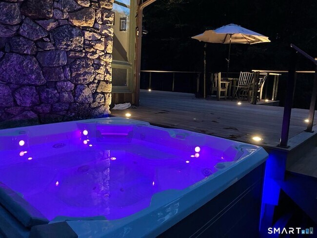 Building Photo - 203 Brick School Rd