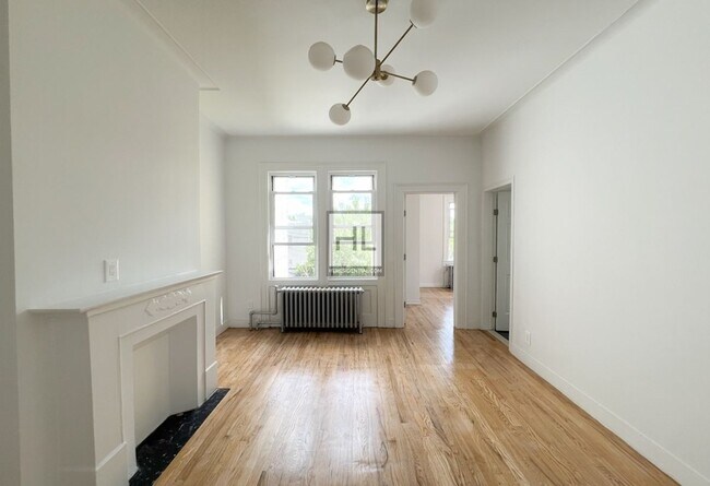 Building Photo - 42 STREET