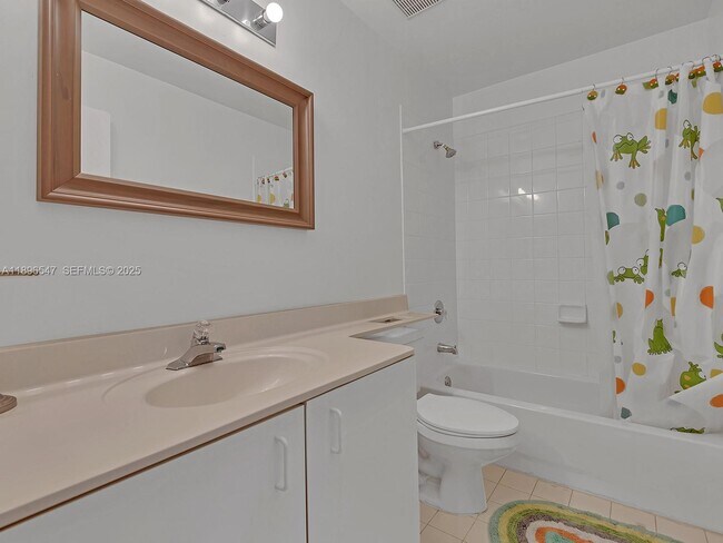 Building Photo - 16879 SW 1st Manor