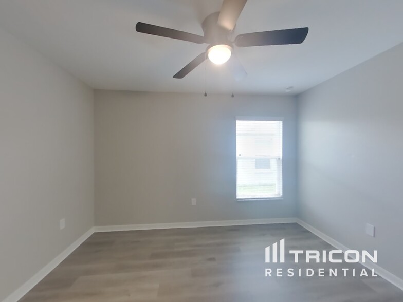 Building Photo - 6046 Eagle Pointe Dr