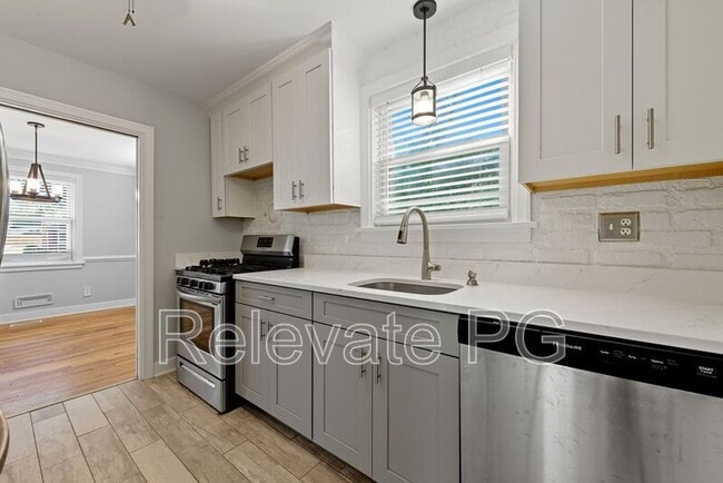 Building Photo - 8803 Weldon Dr