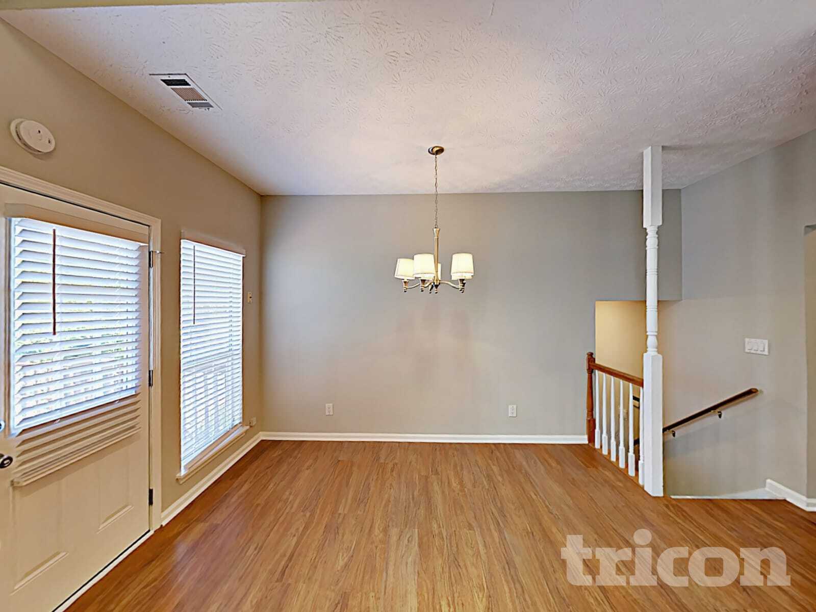 Building Photo - 12310 Riviera Dr