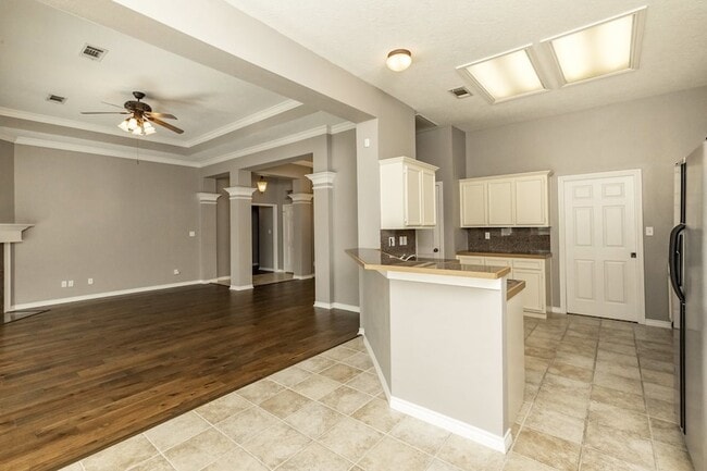 Building Photo - 434 Harbor Oaks Dr