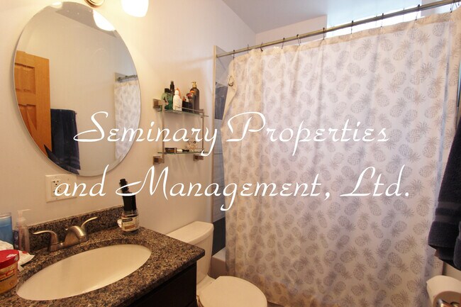 Building Photo - Bright and sunny rehabbed studio apartment with dishwasher  near the brown line and METRA