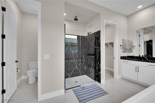 Building Photo - 11079 Rolling Vista Dr