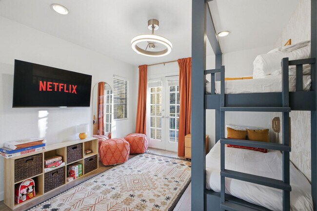 Building Photo - 2915 Quail Oak St