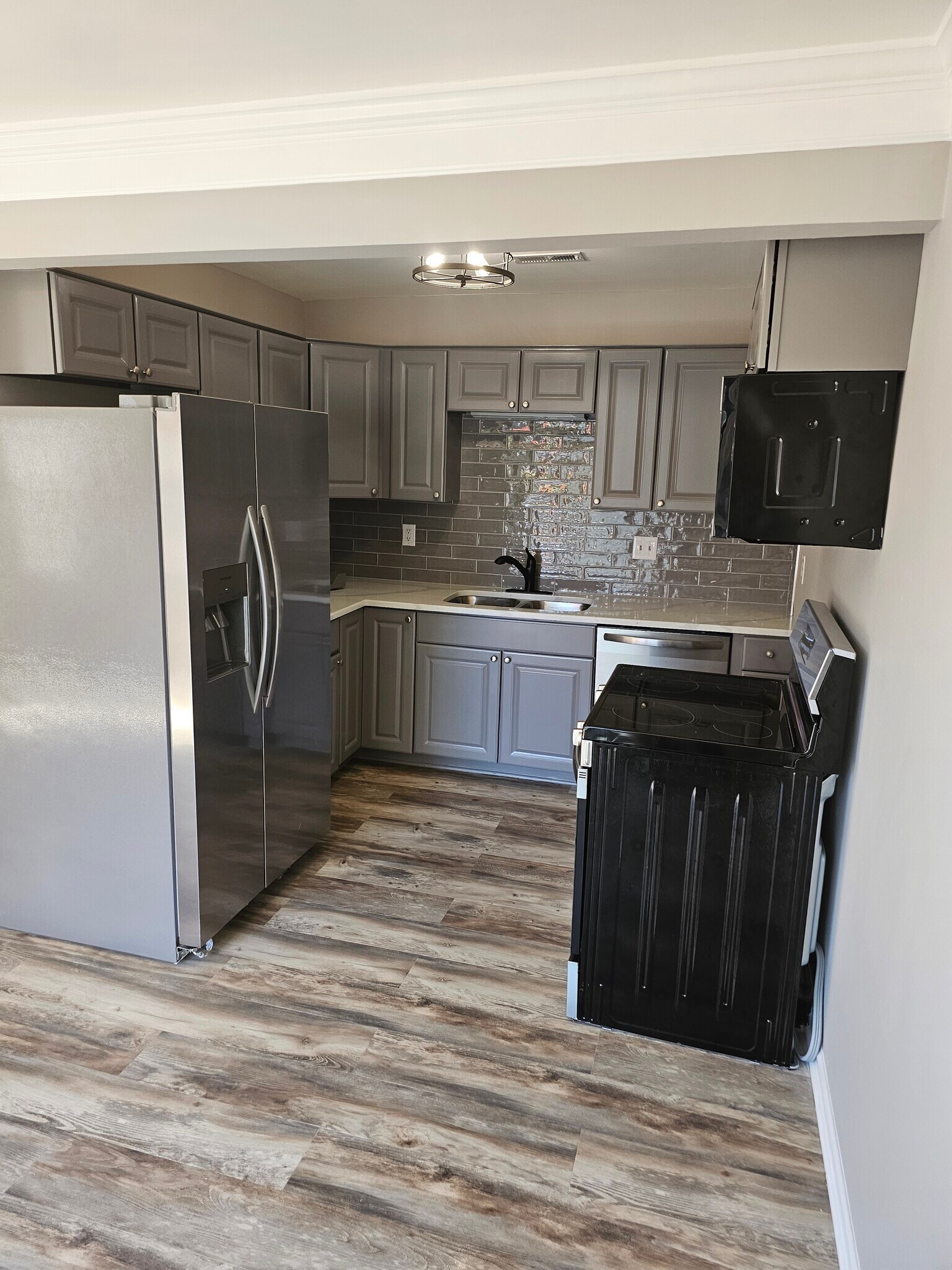 Building Photo - 5824 Brentwood Trce