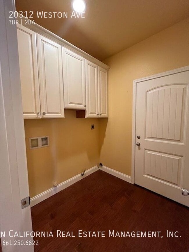 Building Photo - 20312 Weston Ave