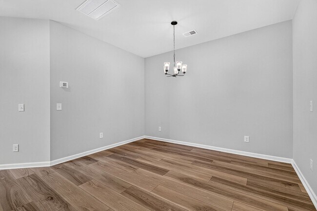 Building Photo - 204 Lake Minsi Dr