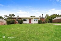 Building Photo - 2391 Richwood Dr