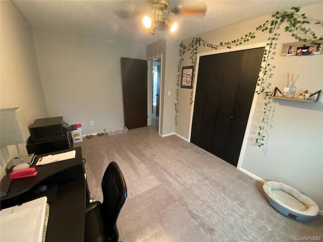 Building Photo - 4280 Nonchalant Cir S