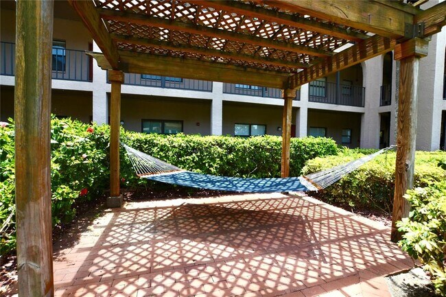 Building Photo - 6150 Gulfport Blvd S
