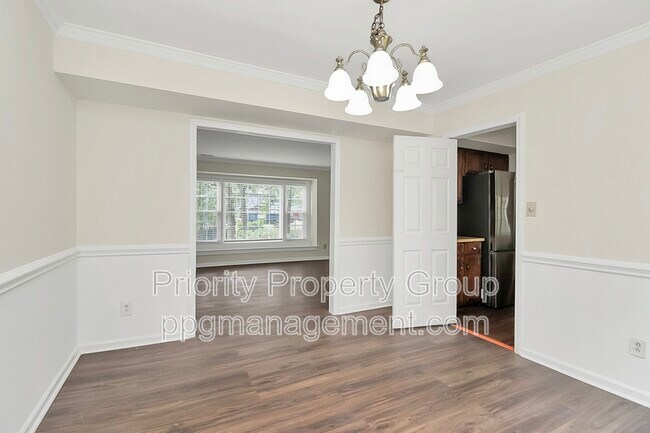 Building Photo - 11323 Harrowfield Rd