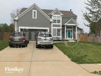 Building Photo - 914 NE 93rd Ct