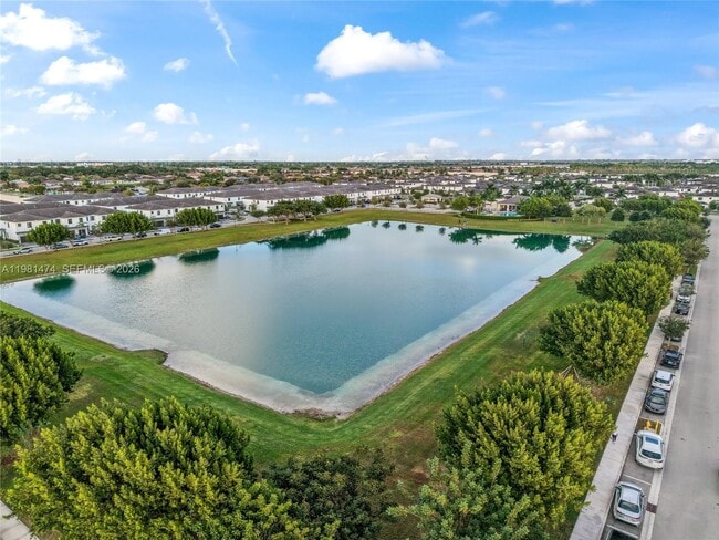 Building Photo - 23424 SW 110th Ave