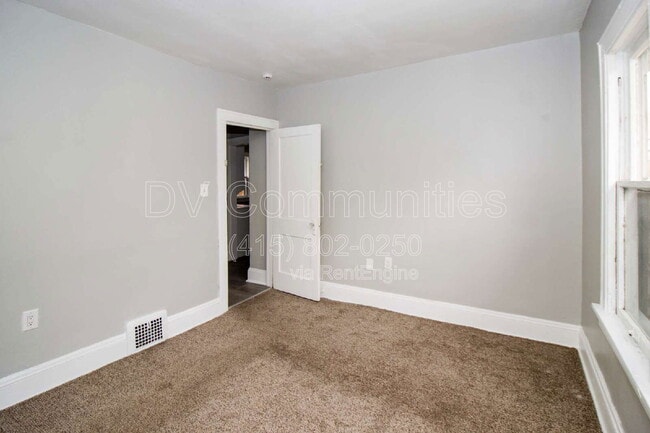 Building Photo - 14112 Edgewood Ave